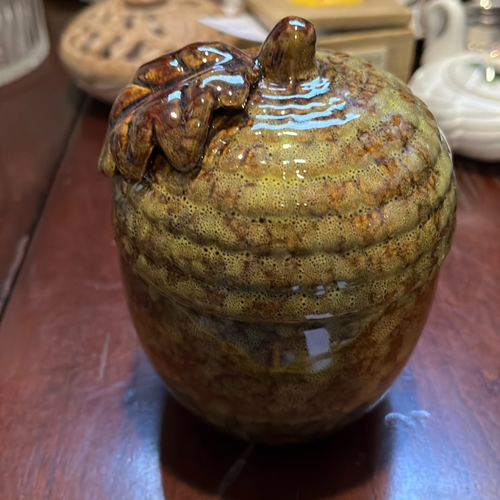 Vintage Acorn Ginger Jar